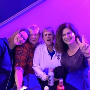 Meet your Posher, Vickie